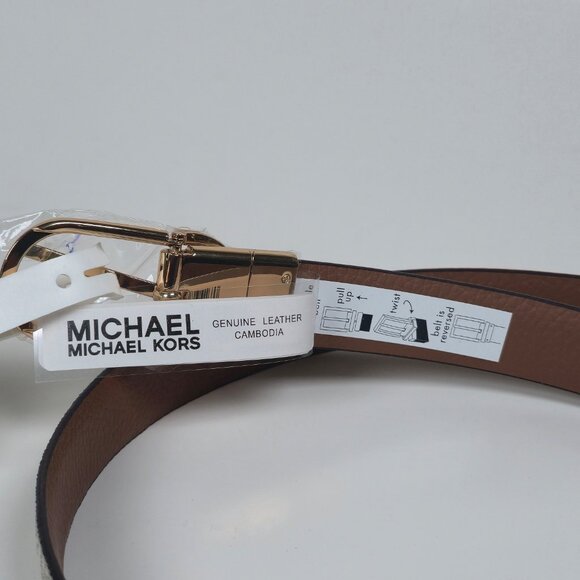 Michael Kors Women's Reversible Belt - Picture 4 of 5